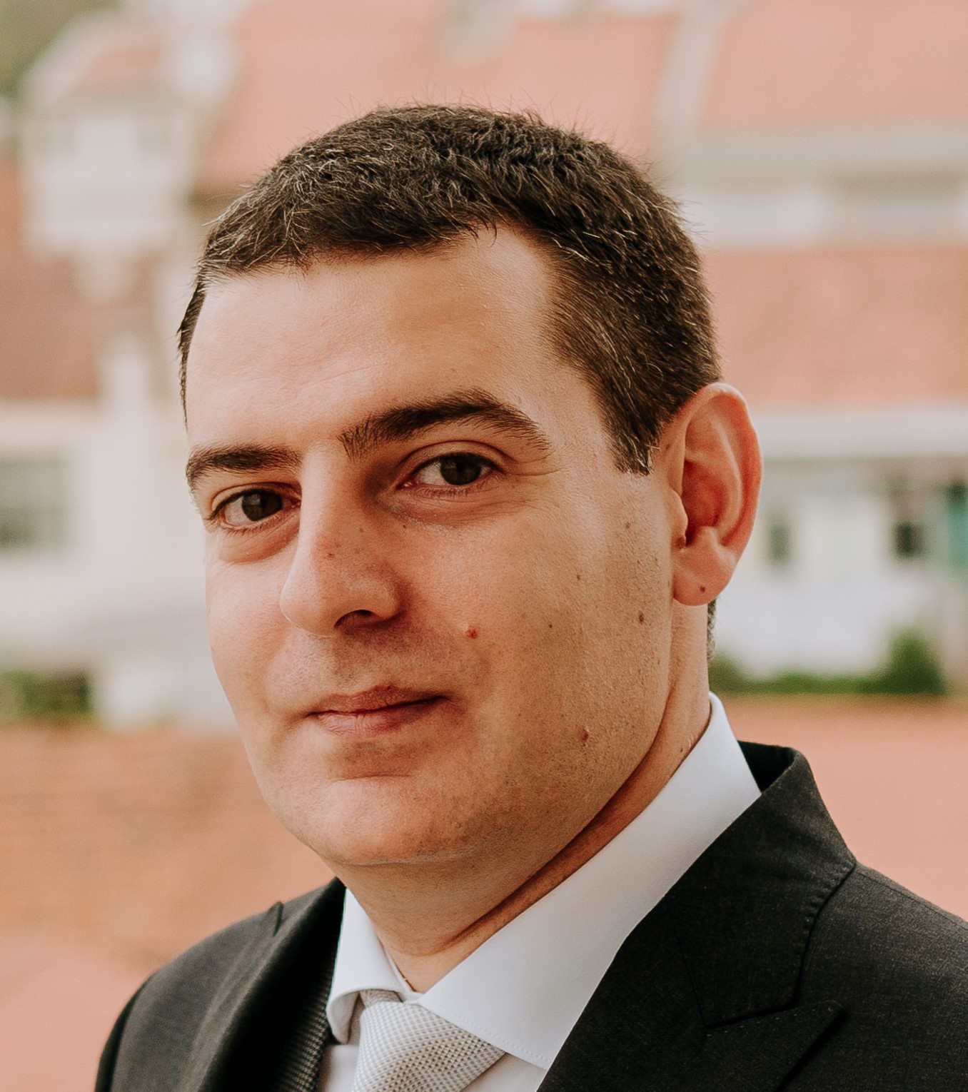 Dr. Sergio Batista